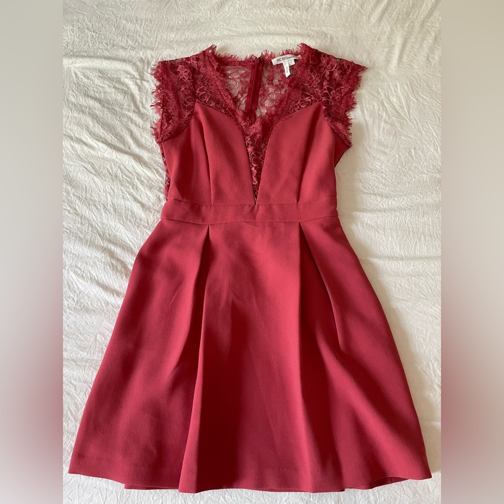 Beautiful lace BCBG dress